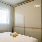 Luxury Adri With 2 Parking Spots Makarska