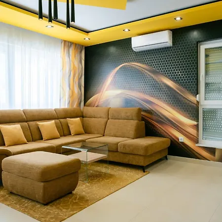 Luxury Adri With 2 Parking Spots Апартаменти Макарська