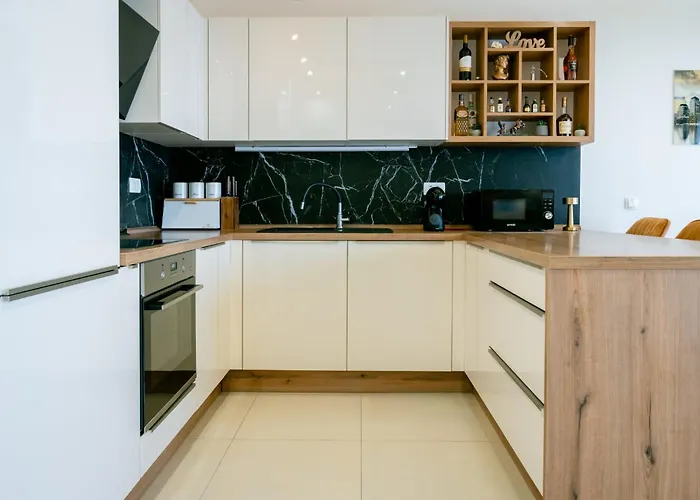 Luxury Adri With 2 Parking Spots * Makarska