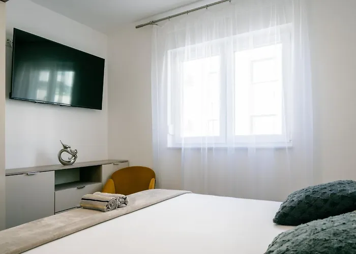 Apartment Luxury Adri With 2 Parking Spots