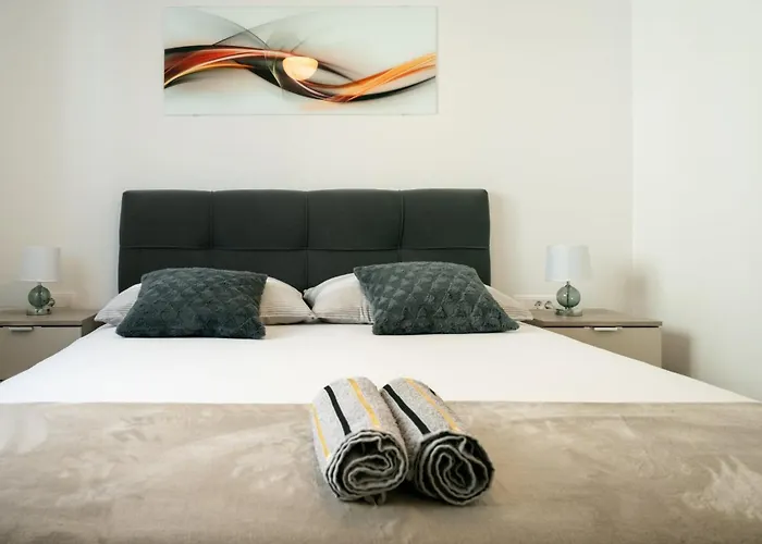 Apartment Luxury Adri With 2 Parking Spots