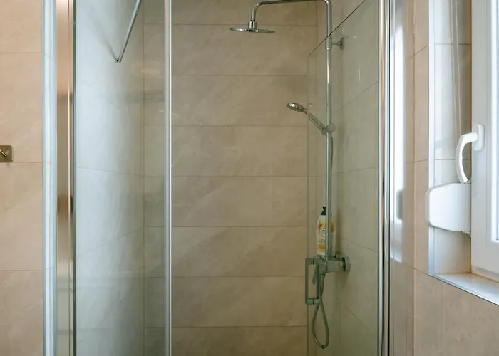 Luxury Adri With 2 Parking Spots Apartment Makarska